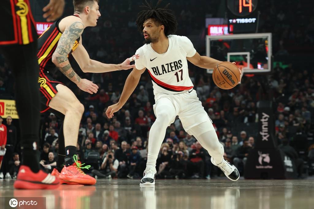 夏普24+9+5奥孔古空砍26分 开拓者胜老鹰